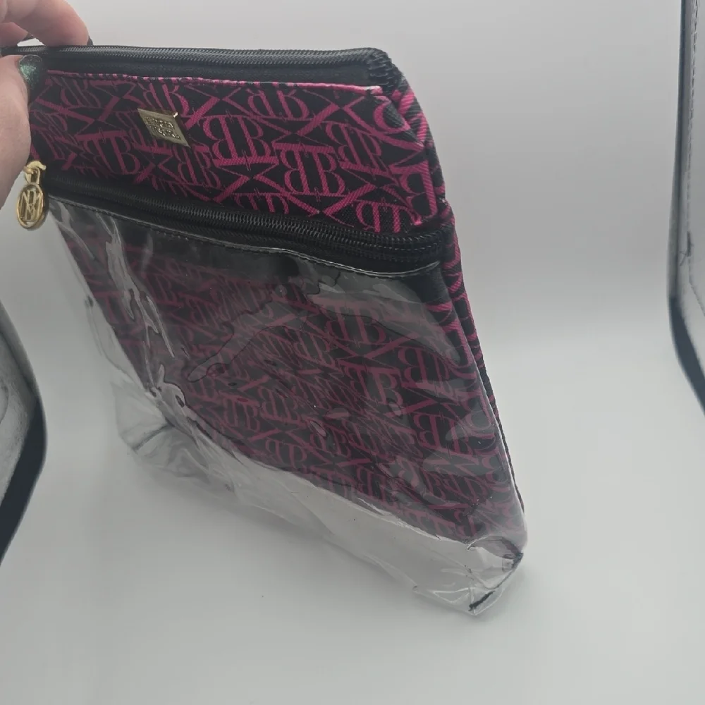 Badgley Mischka Hot Pink & Black Logo Small Cosmetic Bag (EUC)💖🖤💖